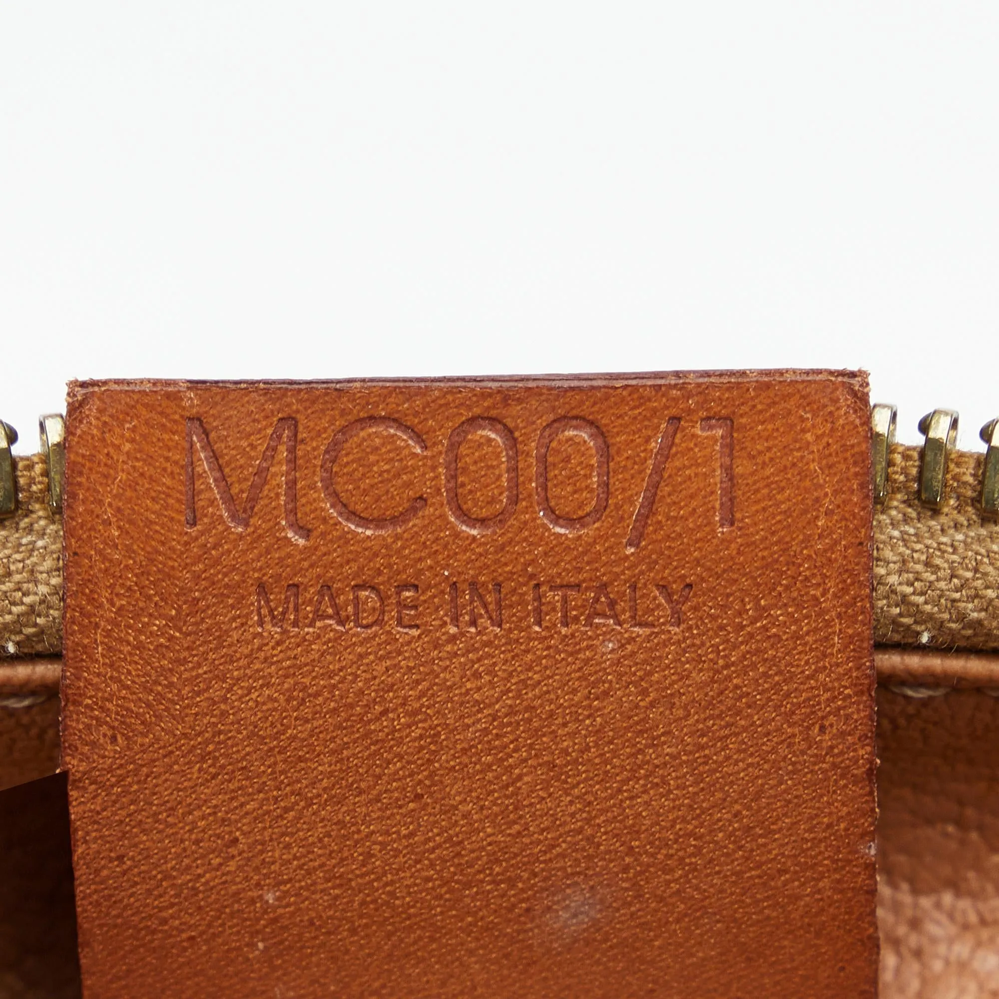 Celine Macadam Pouch (SHG-h53cOY)