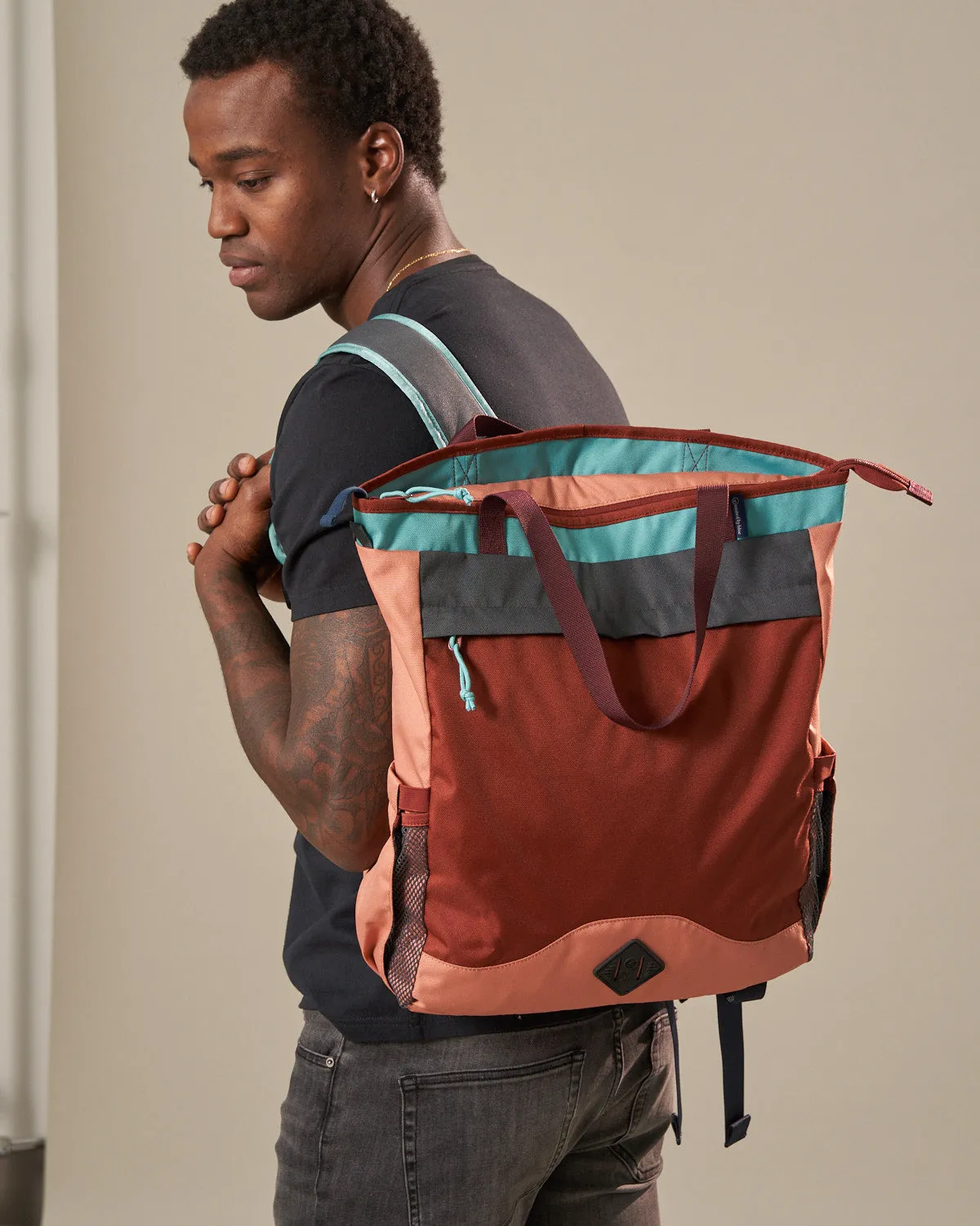 Deadstock (R)evolution™ 25L Convertible Carryall
