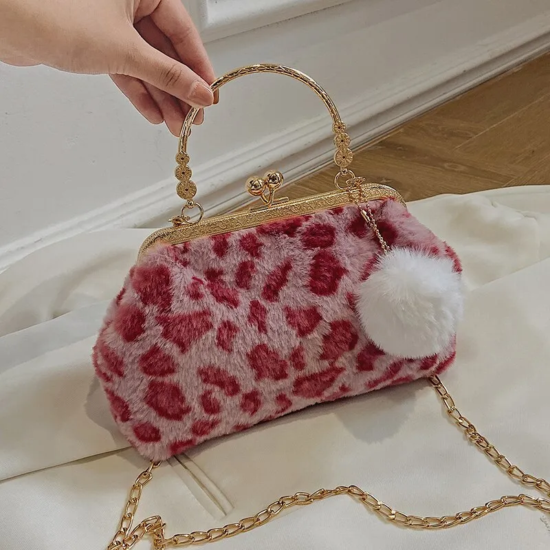 LEFTSIDE Leopard Shell Crossbody Bags Soft FAUX Fur Bucket Bags High Quality Loadies Bag Elegant 2021 Winter Cute Tote Bag