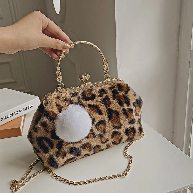LEFTSIDE Leopard Shell Crossbody Bags Soft FAUX Fur Bucket Bags High Quality Loadies Bag Elegant 2021 Winter Cute Tote Bag