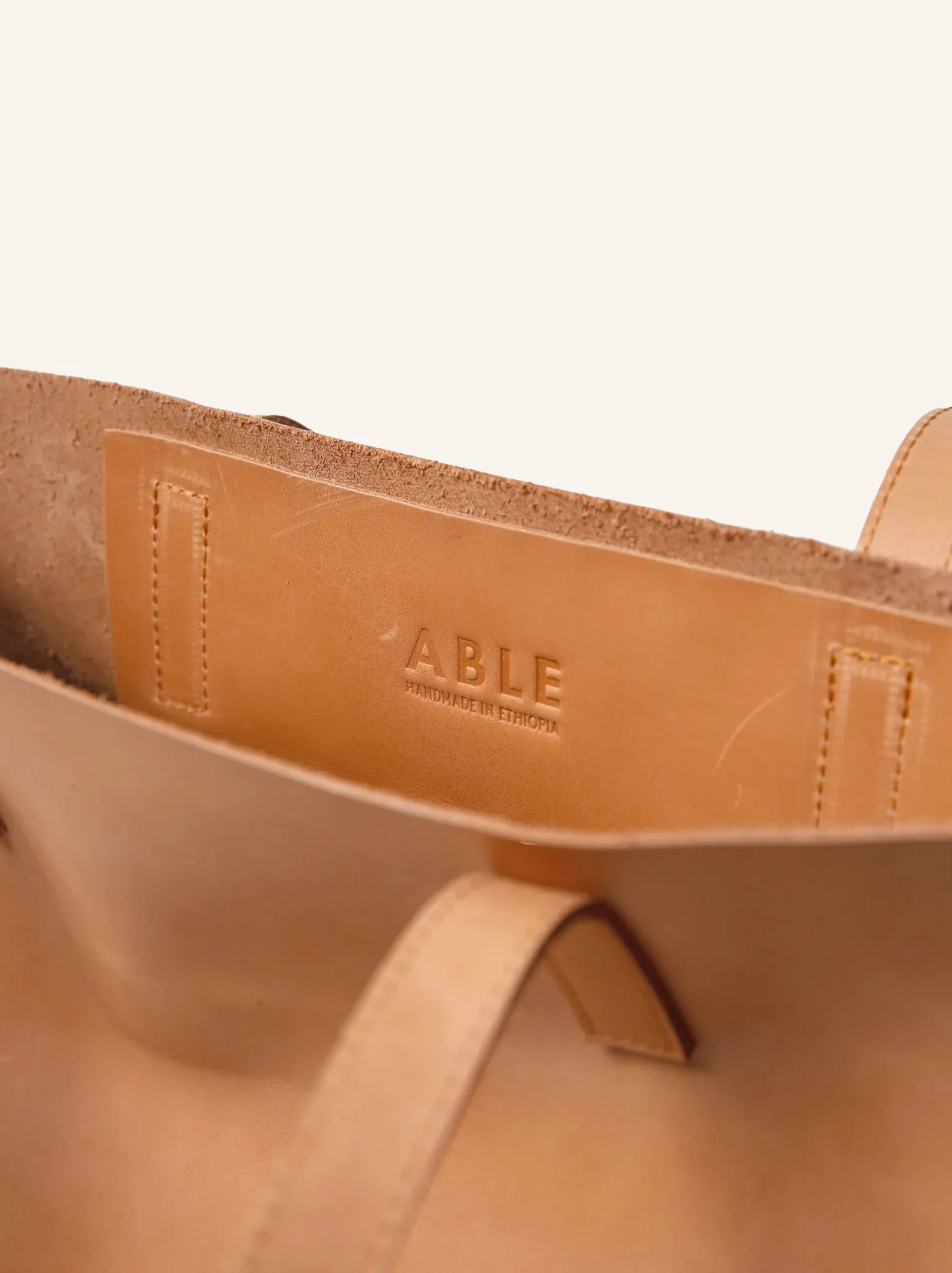 Mamuye Classic Tote in Caramel