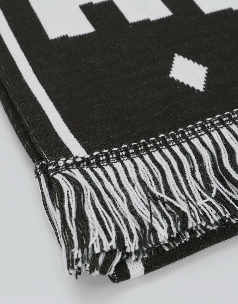 Route One Athletic Scarf - Black/White