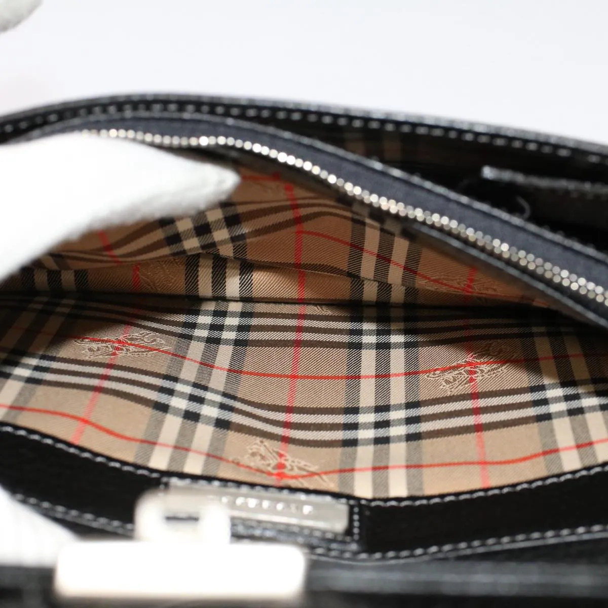 Trendy Inspired Burberry Clutch Bag Leather Black Auth Ep1686