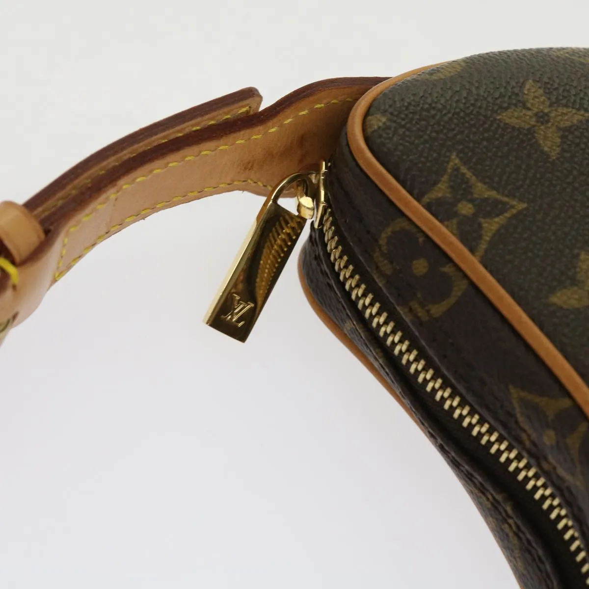 Trendy Inspired Louis Vuitton Croissant Shoulder Bag