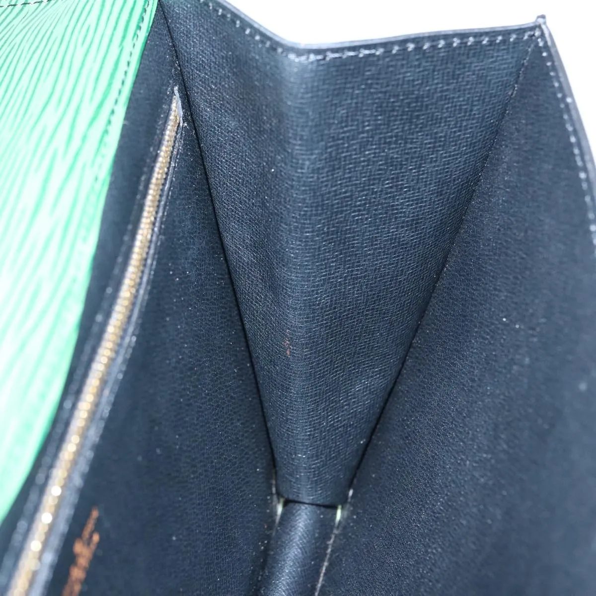 Trendy Inspired Louis Vuitton Epi Montaigne 27 Clutch Bag Green M52654 Lv Auth 88397