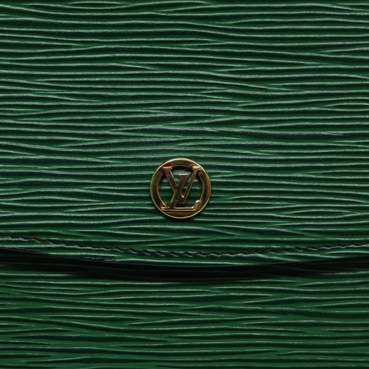 Trendy Inspired Louis Vuitton Epi Montaigne 27 Clutch Bag Green M52654 Lv Auth 88397