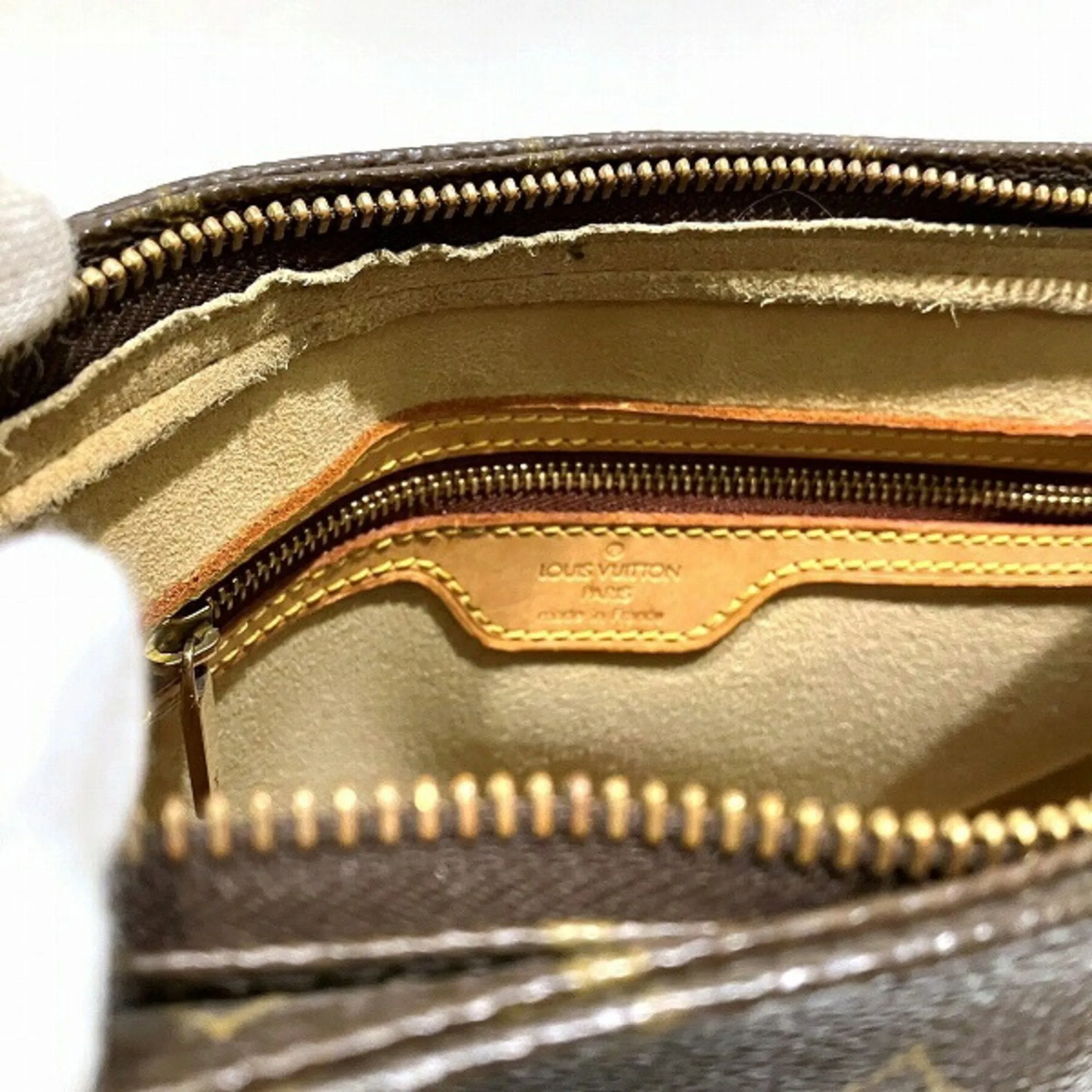 Trendy Inspired Louis Vuitton Looping Shoulder Bag