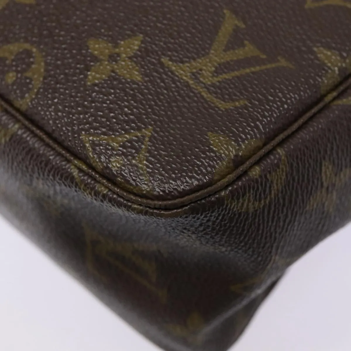 Trendy Inspired Louis Vuitton Monogram Trousse Toilette 28 Clutch Bag M47522 Lv Auth Bs17277