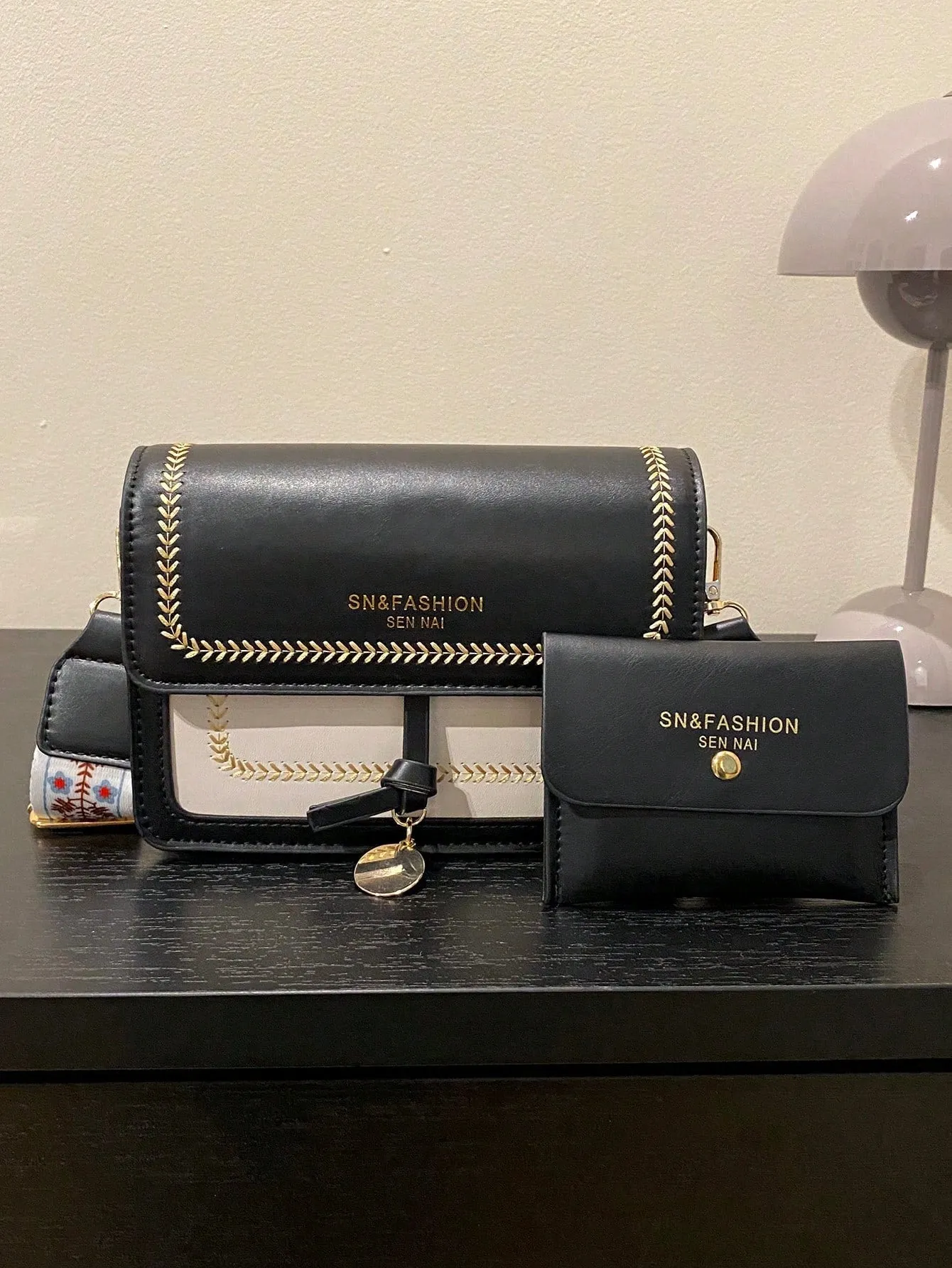 Versatile new crossbody bag