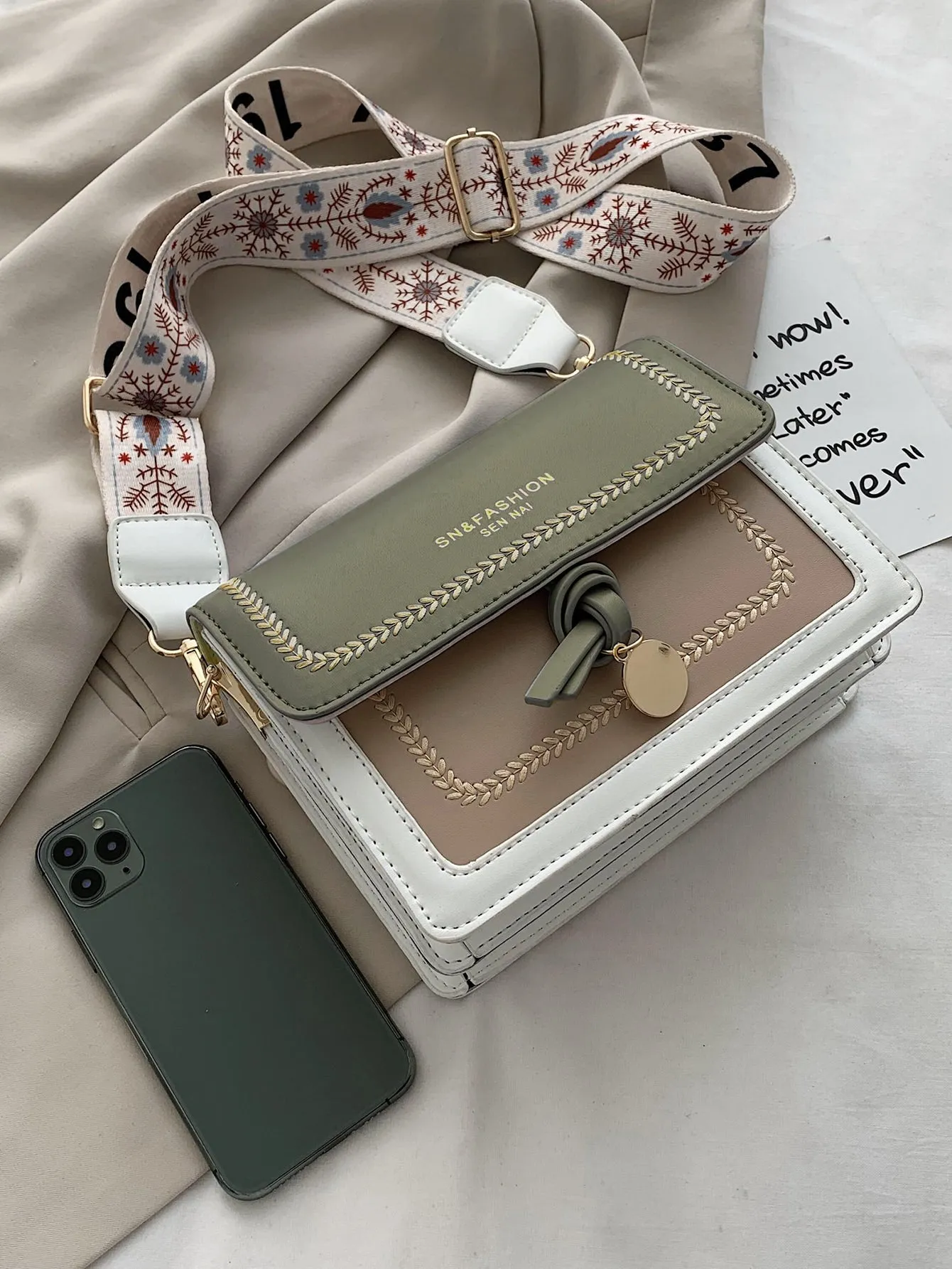 Versatile new crossbody bag