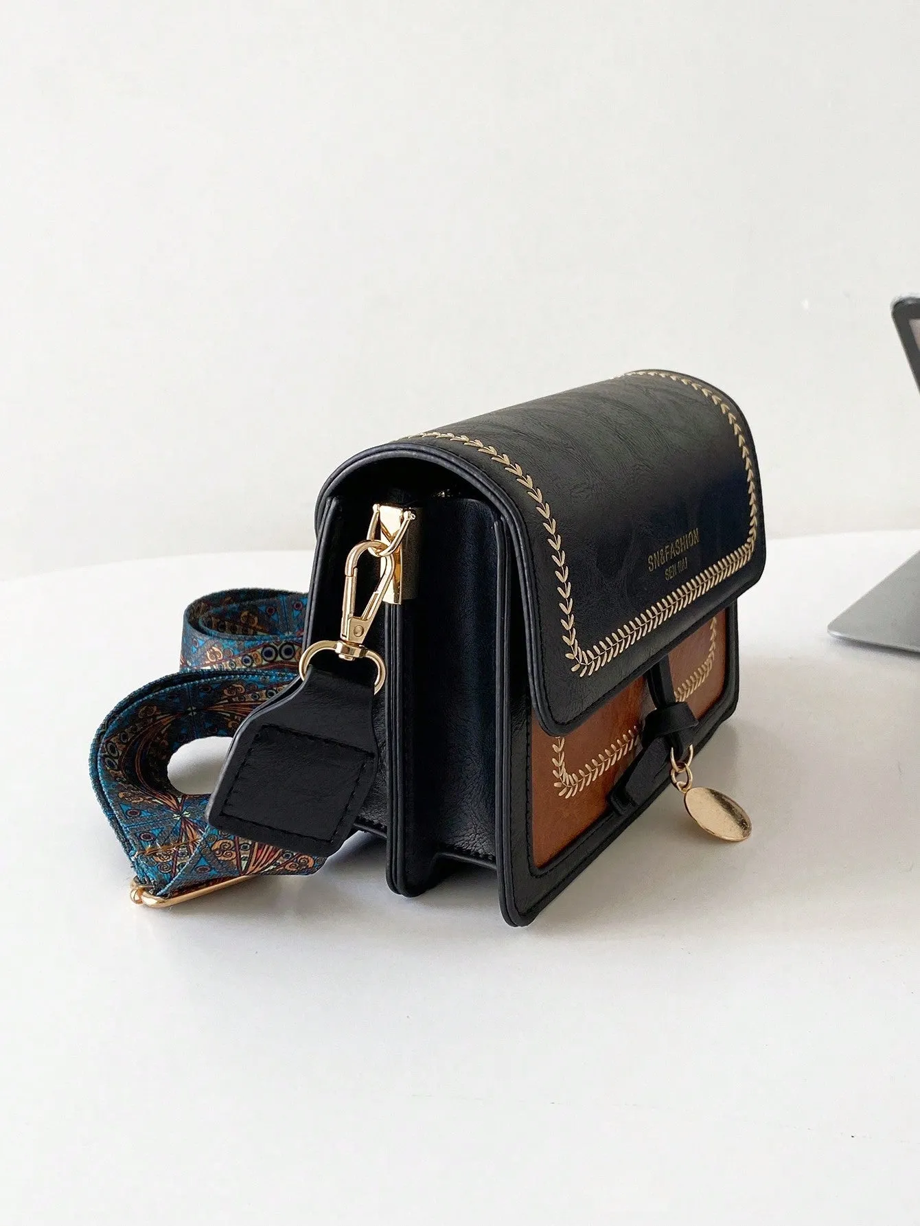 Versatile new crossbody bag