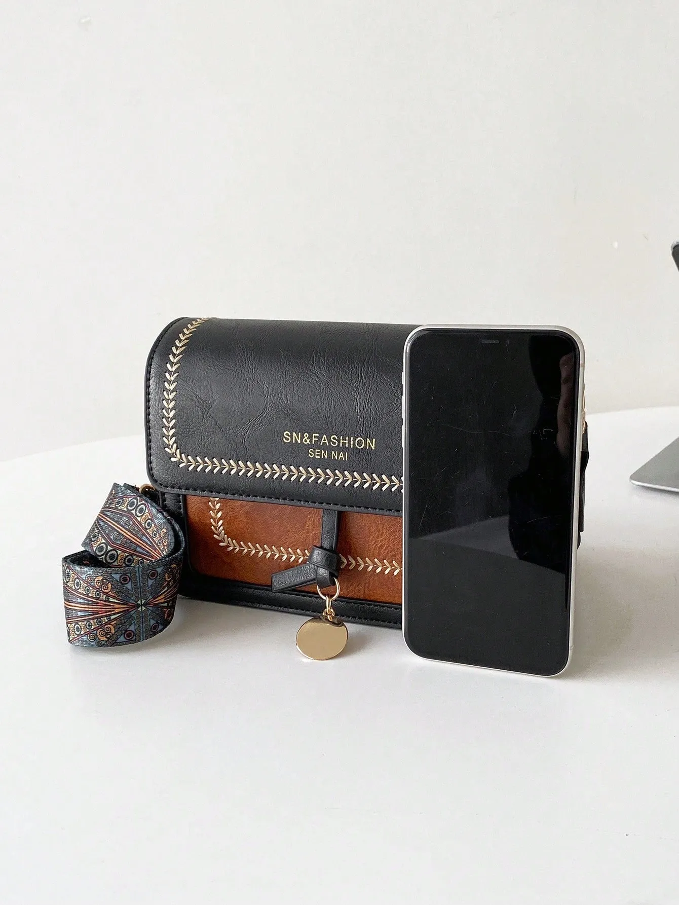 Versatile new crossbody bag