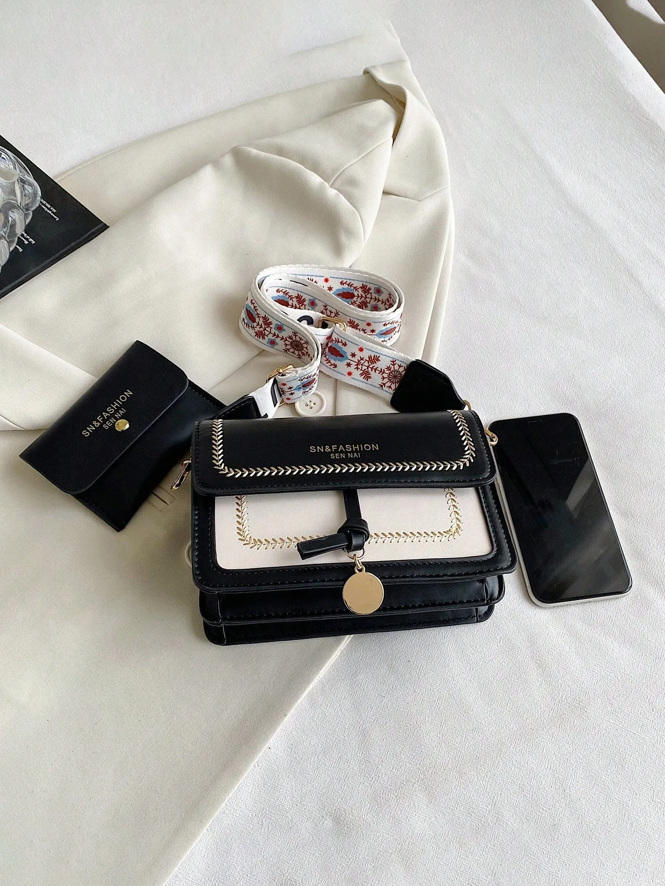 Versatile new crossbody bag